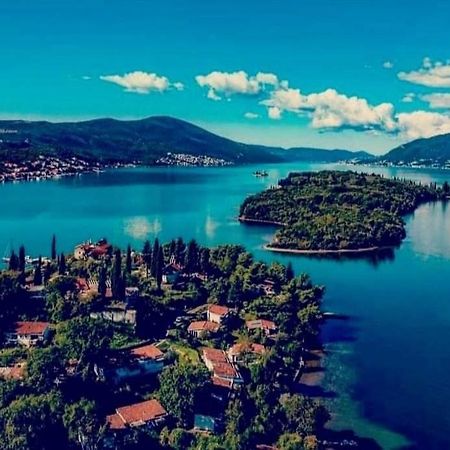 Apartmani Bekonja Tivat Eksteriør bilde