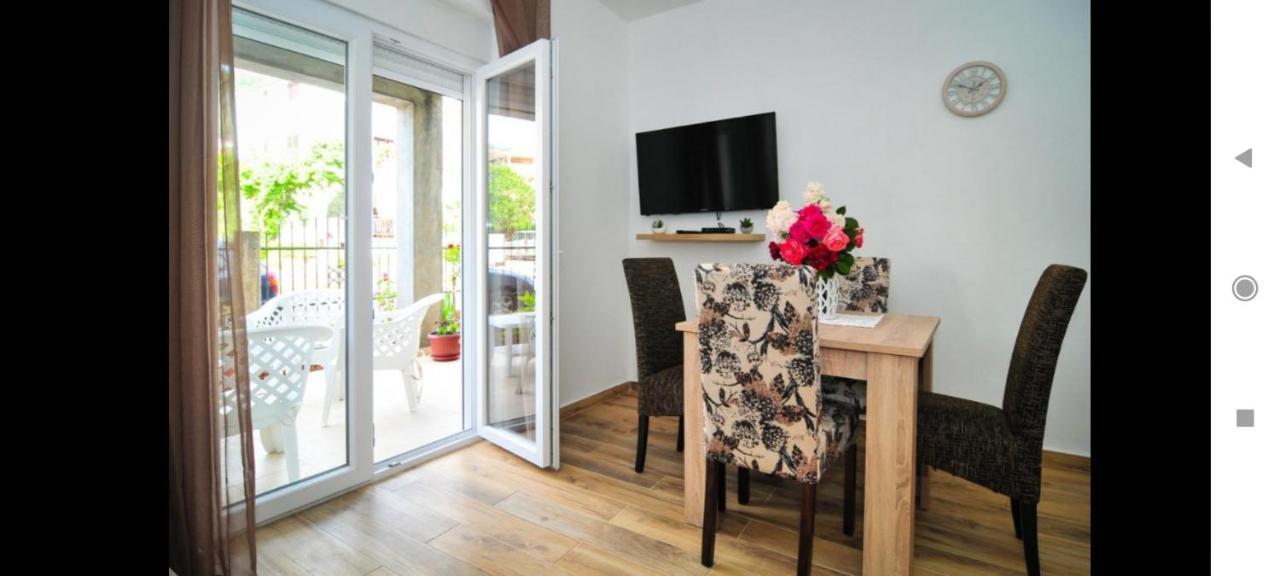 Apartmani Bekonja Tivat Eksteriør bilde