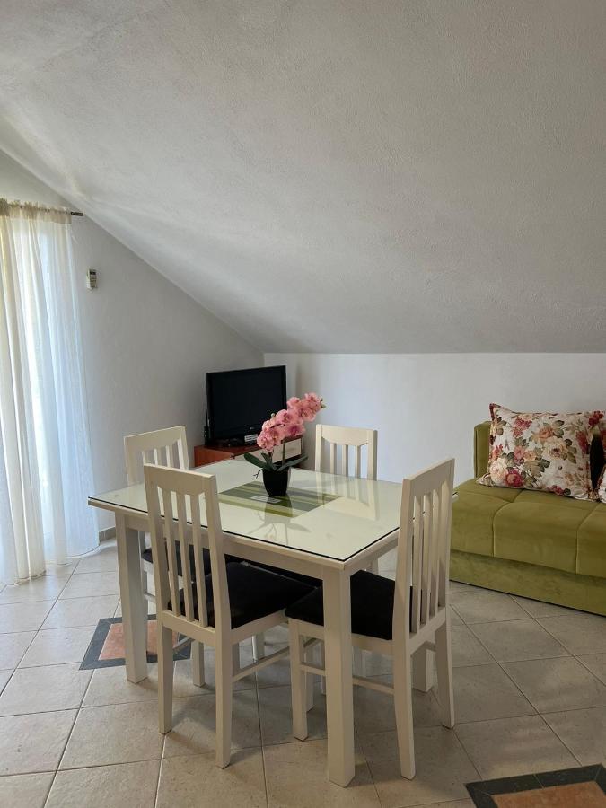 Apartmani Bekonja Tivat Eksteriør bilde